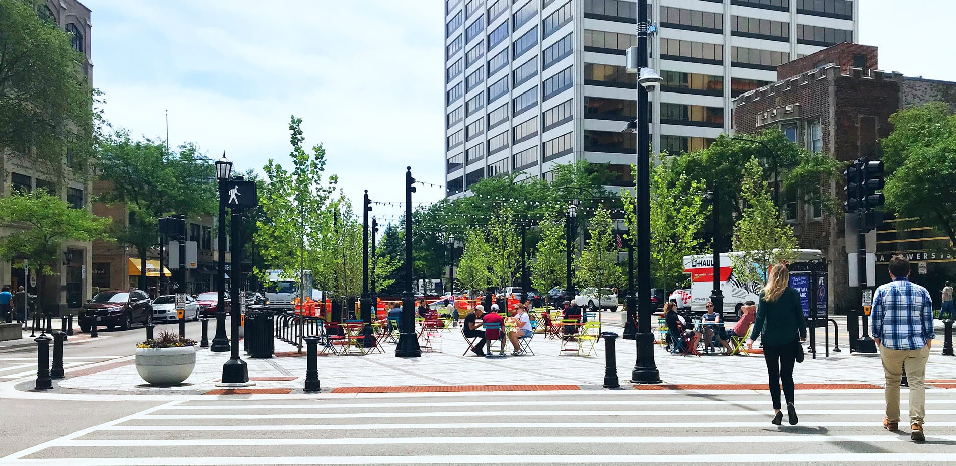 Evanston’s Fountain Square Wins 2019 ILASLA Award
